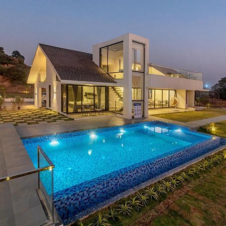 Saffronstays Stargazer, Karjat - Luxury Pool Villa With Lake View Exterior photo