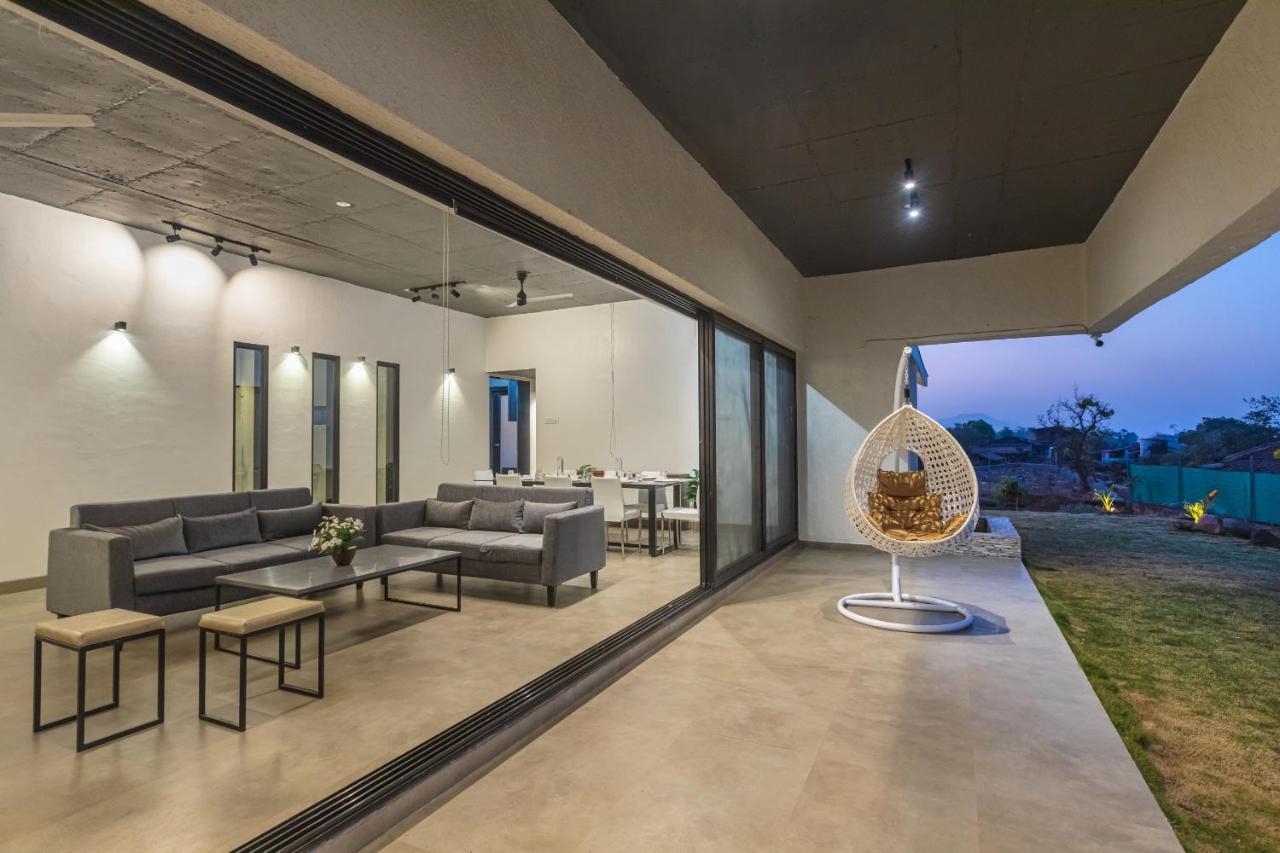 Saffronstays Stargazer, Karjat - Luxury Pool Villa With Lake View Exterior photo